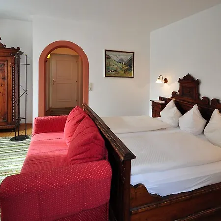 Lamm Casa de hóspedes 3*