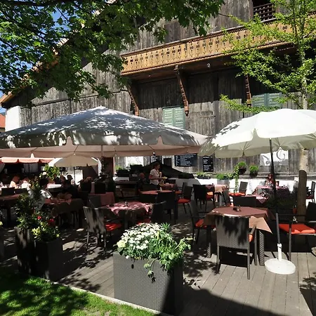 Lamm Casa de hóspedes 3*