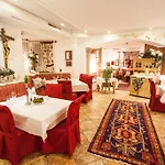 Lamm Pensión 3*